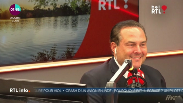 L’invité de 7h50.  Ce vendredi, Thomas de Bergeyck reçoit Aure Atika.  Elle vient nous parler de Vacances forcées, le  film feel good de l
